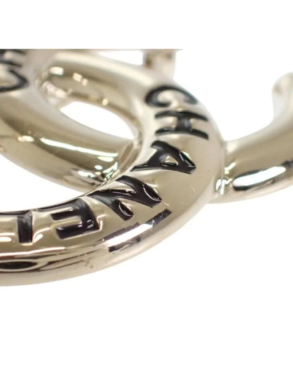Chanel CC Logo Brooch CC Metal Gold Golden Simple Accessory
